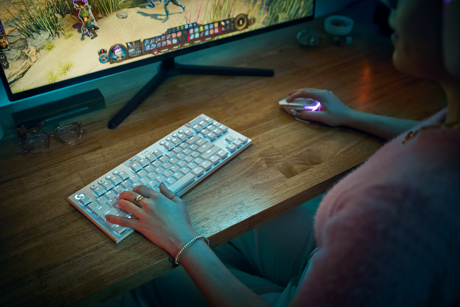 Logitech G915X TKL Wireless Mechanical Gaming Keyboard (Tactile White)