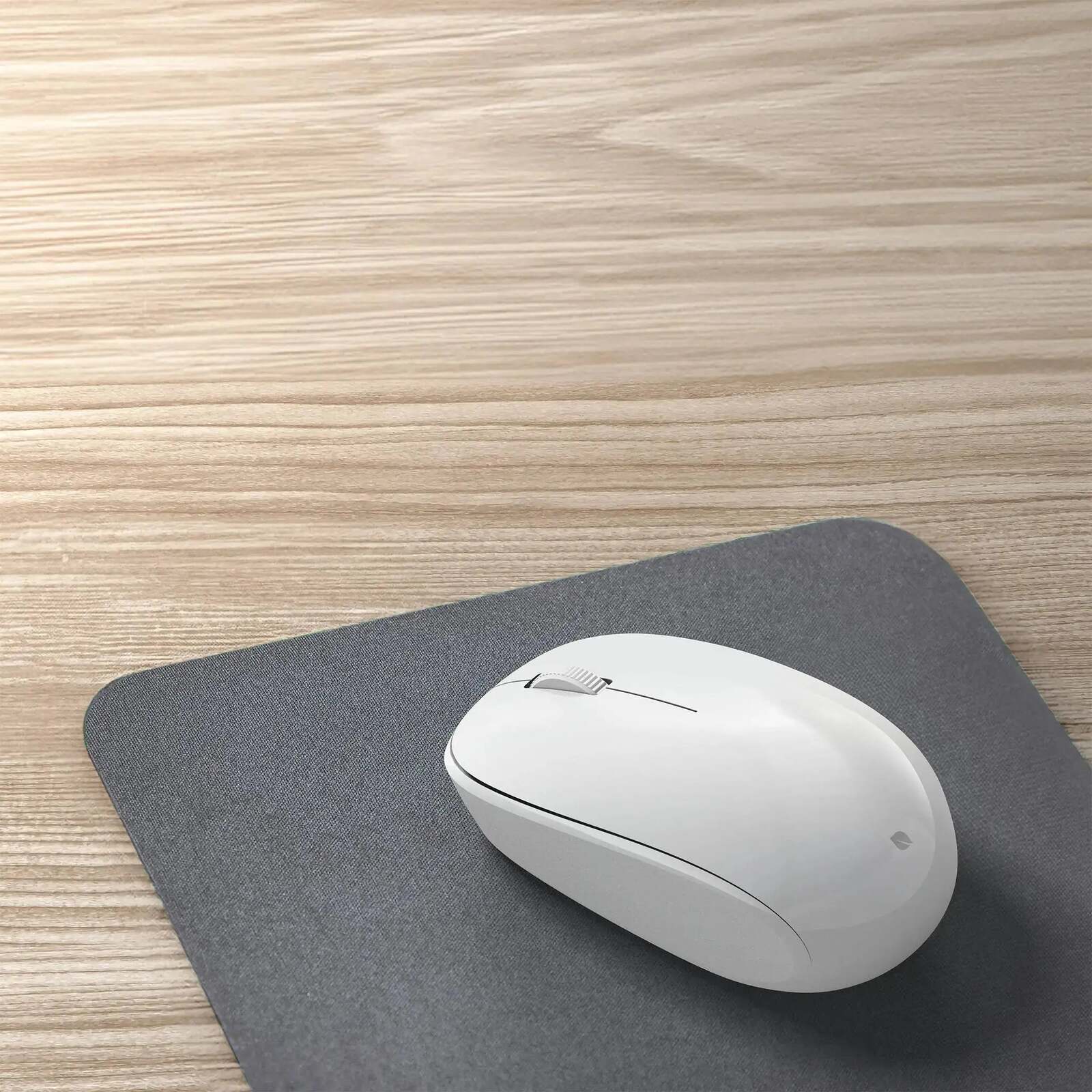 Incase Designed by Microsoft™ Bluetooth Mouse Monza Gray